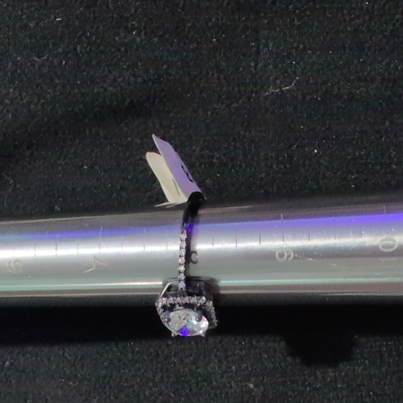 R850 Sterling Silver Ring - Charmed Aroma - Picture 8 of 8